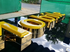Ứng dụng inox trong việc làm chữ quảng cáo