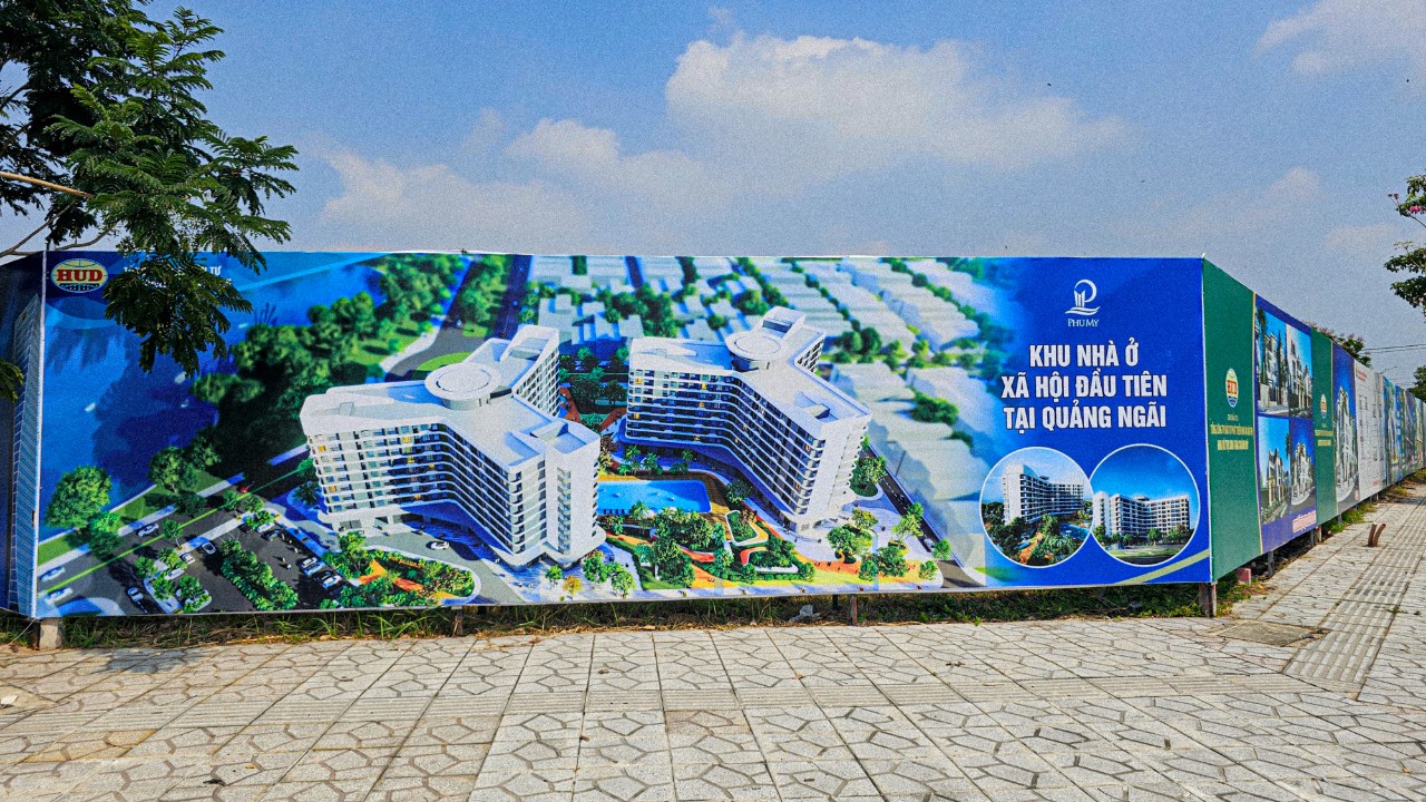 HÀNG RÀO DỰ ÁN KHUNG SẮT CĂNG BẠT