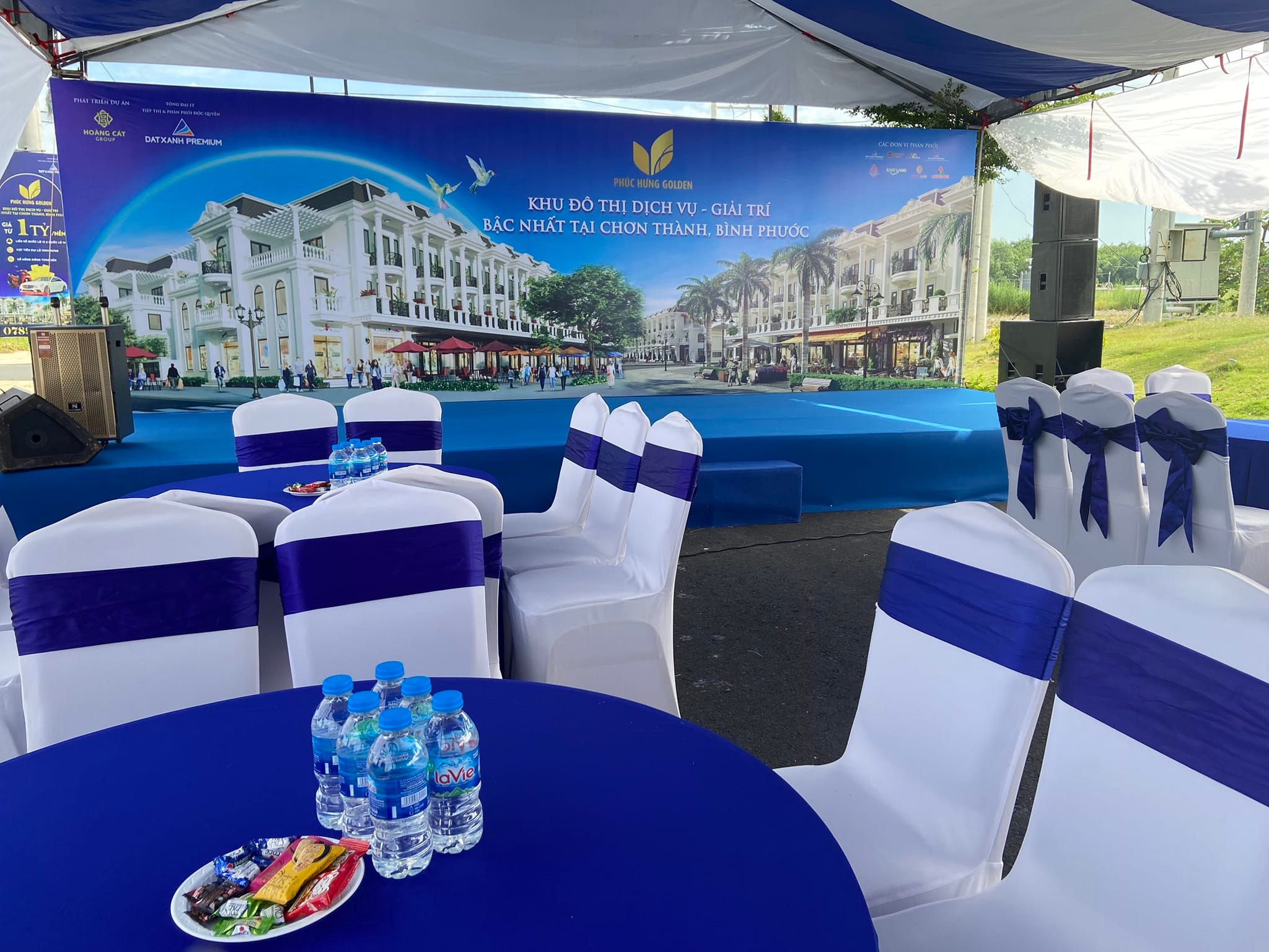 NHÀ BẠT MỞ BÁN
