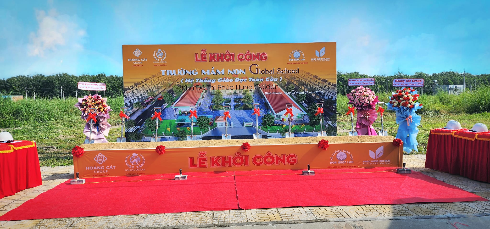 HỌC XÚC CÁT LỄ KHỞI CÔNG